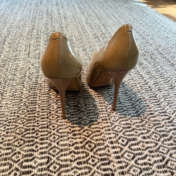 Jimmy Choo patent camel pump size 39 - Picture 4 of 10